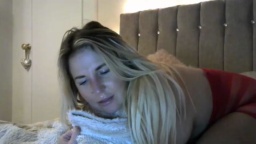 Sexy_English_Milf  25-11-2020
